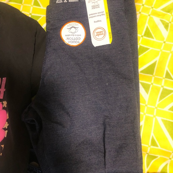 Girls bundle - Picture 3 of 4